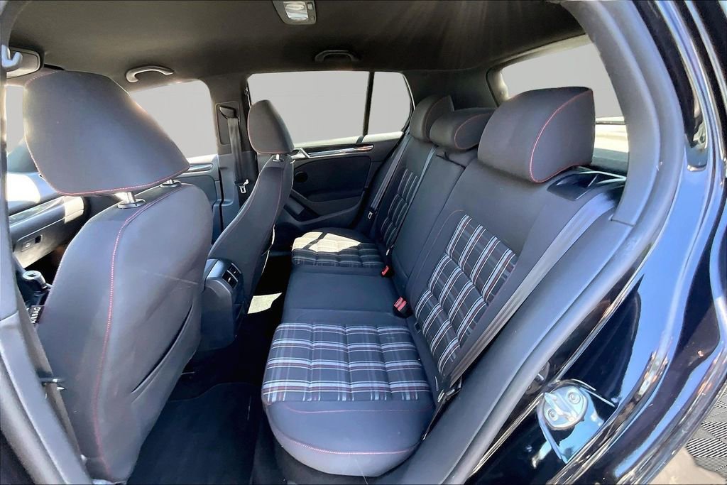 Used 2013 Volkswagen GTI 4-Door image 17