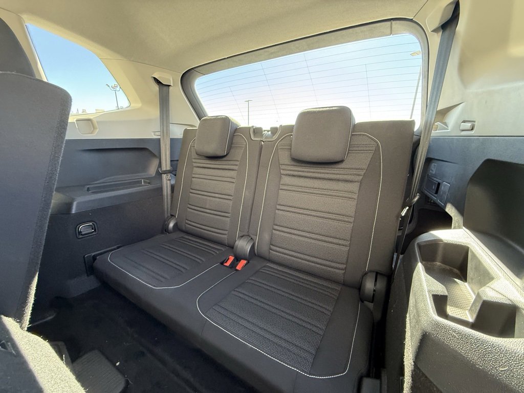 Certified 2024 Volkswagen Tiguan S image 7