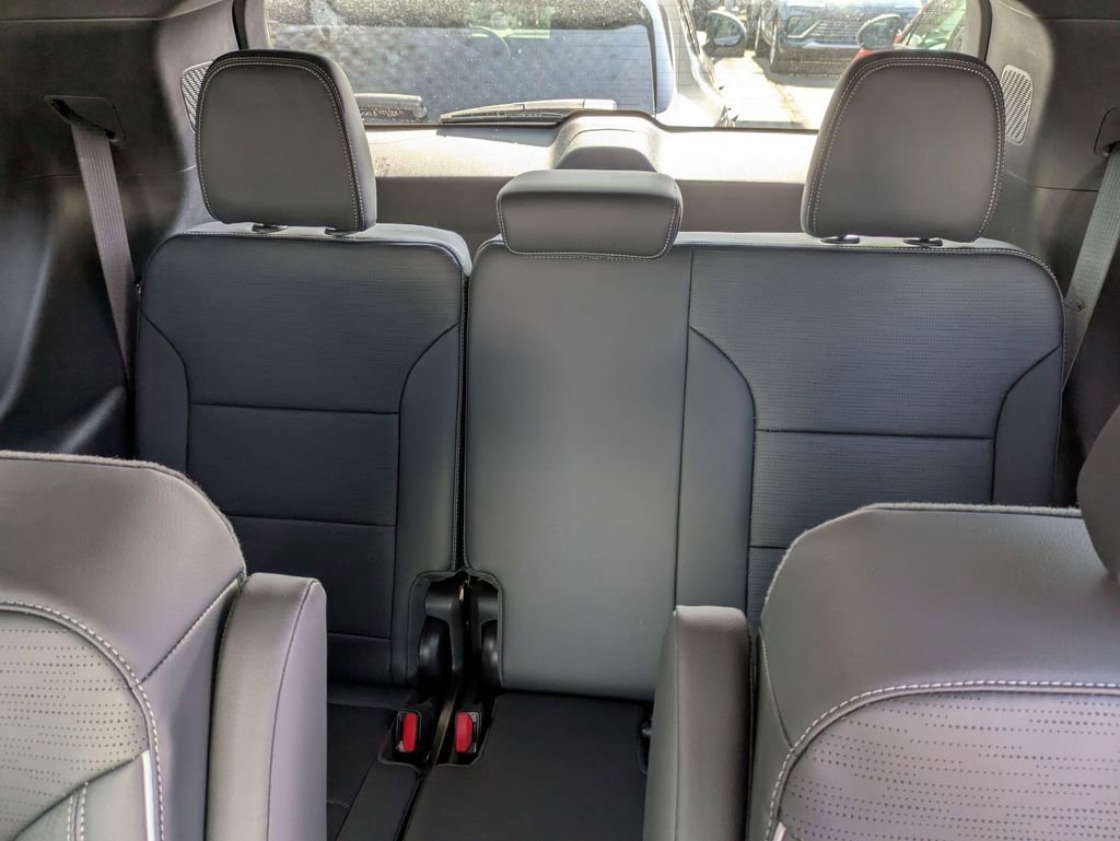 New 2025 Buick Enclave Sport Touring w/ LPO, Floor Liner Package image 9