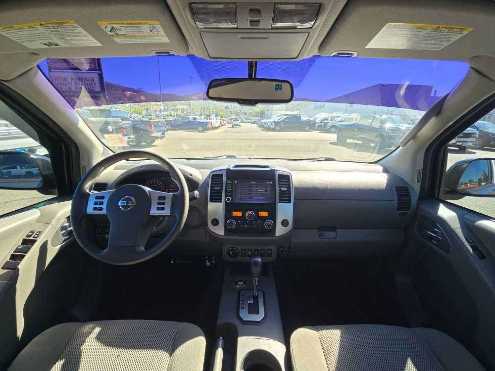 Used 2021 Nissan Frontier SV w/ Midnight Edition Floor Mats AWD/4WD image 15