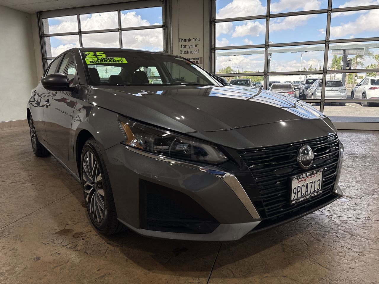 Used 2025 Nissan Altima 2.5 SV FWD image 4