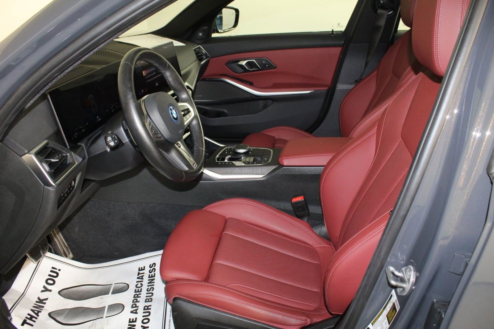 Used 2024 BMW 330e xDrive w/ Premium Package image 5