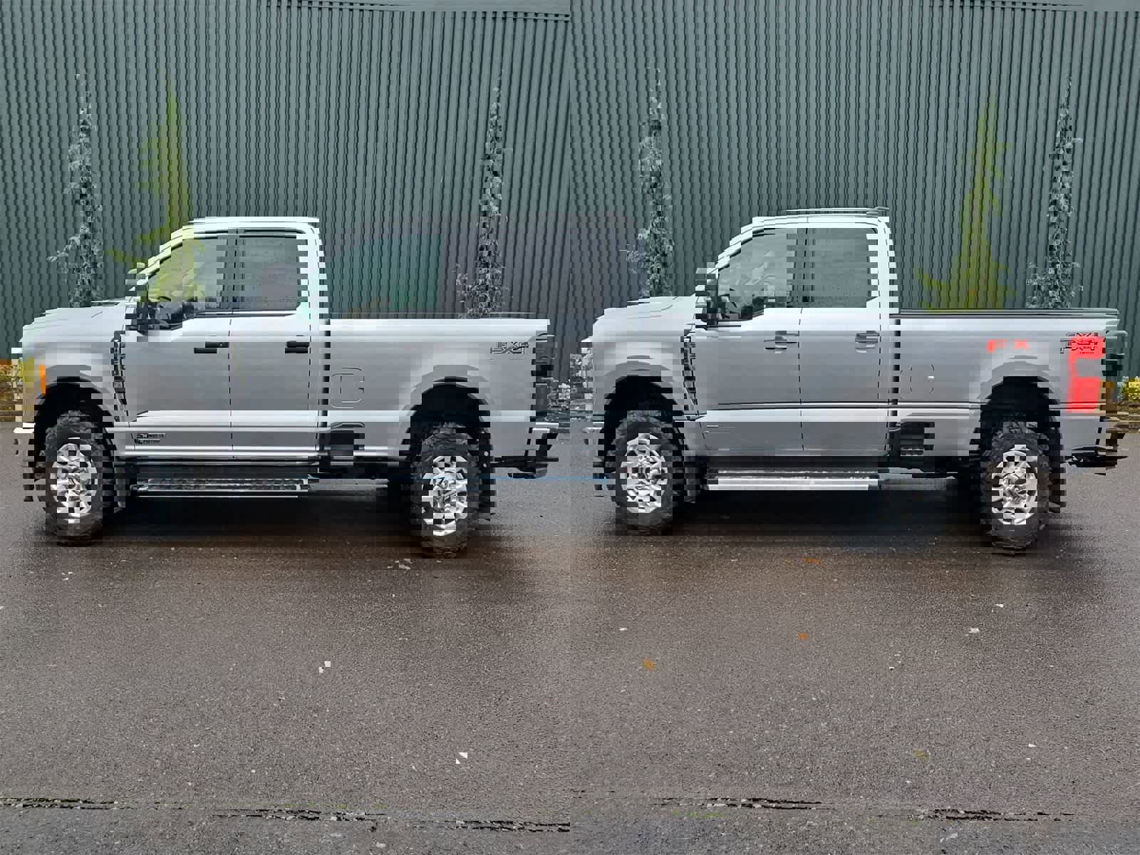 Used 2023 Ford F350 XLT w/ 360-Degree Camera Package image 3