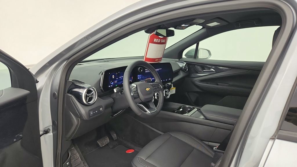 New 2025 Chevrolet Blazer EV LT image 16