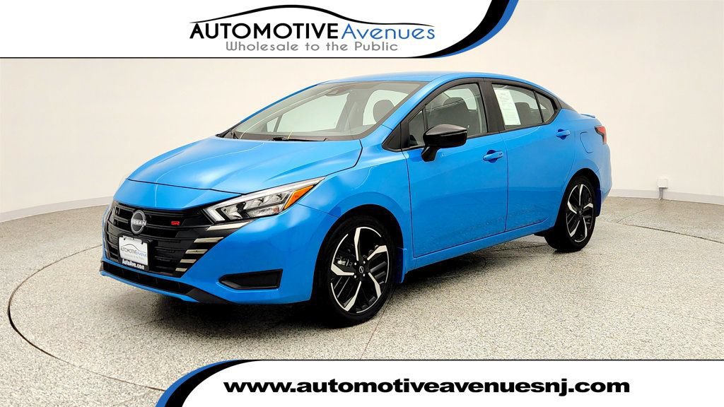 Used 2025 Nissan Versa SR w/ Trunk Package