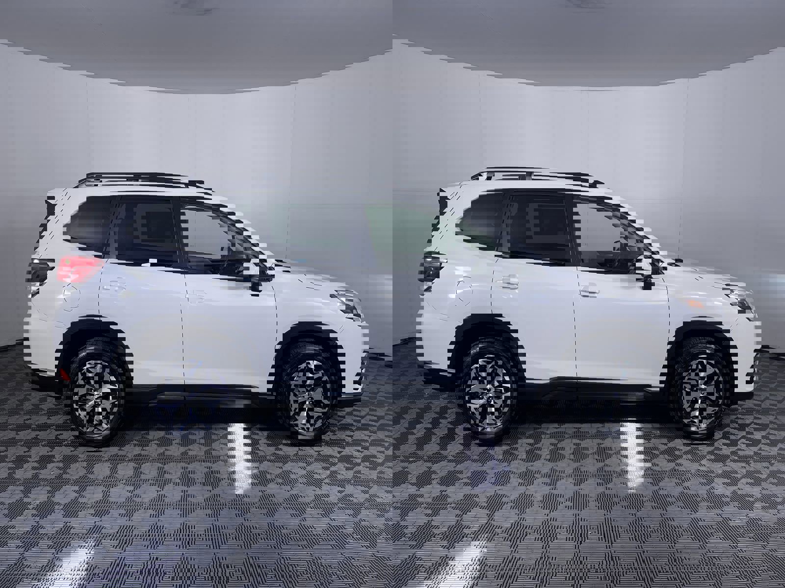 Used 2023 Subaru Forester Premium image 10