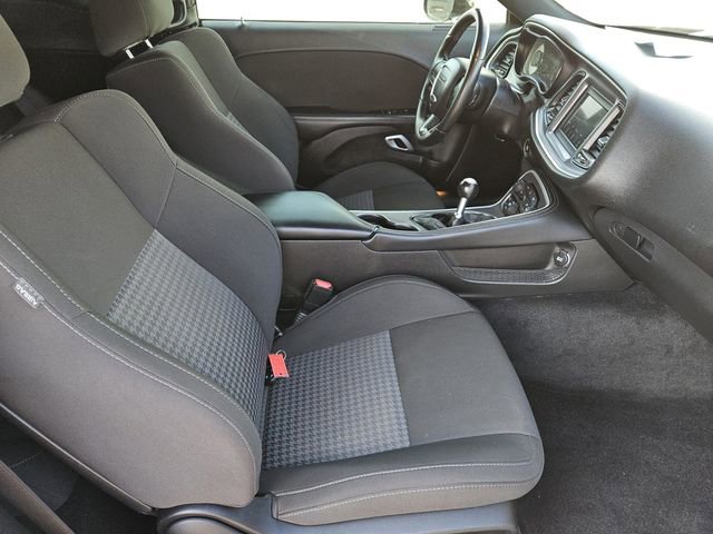 Used 2022 Dodge Challenger R/T w/ Shaker Package image 32
