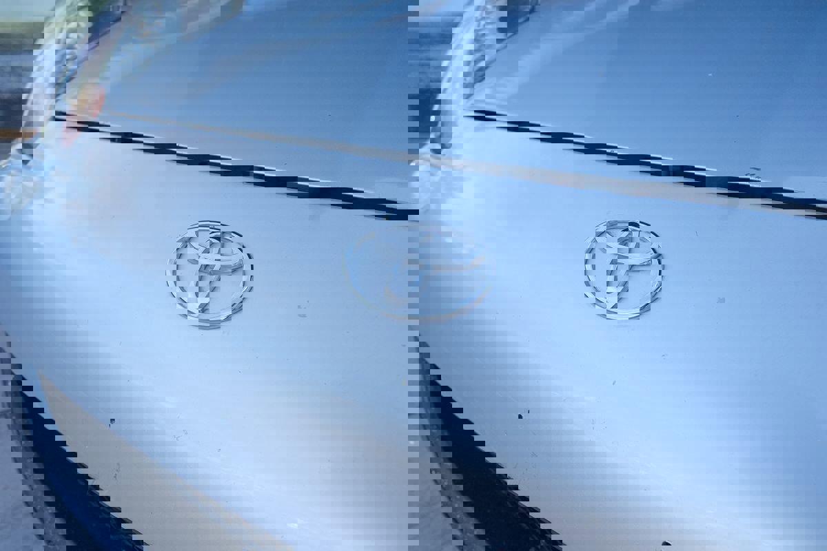 Used 2005 Toyota MR2 image 29