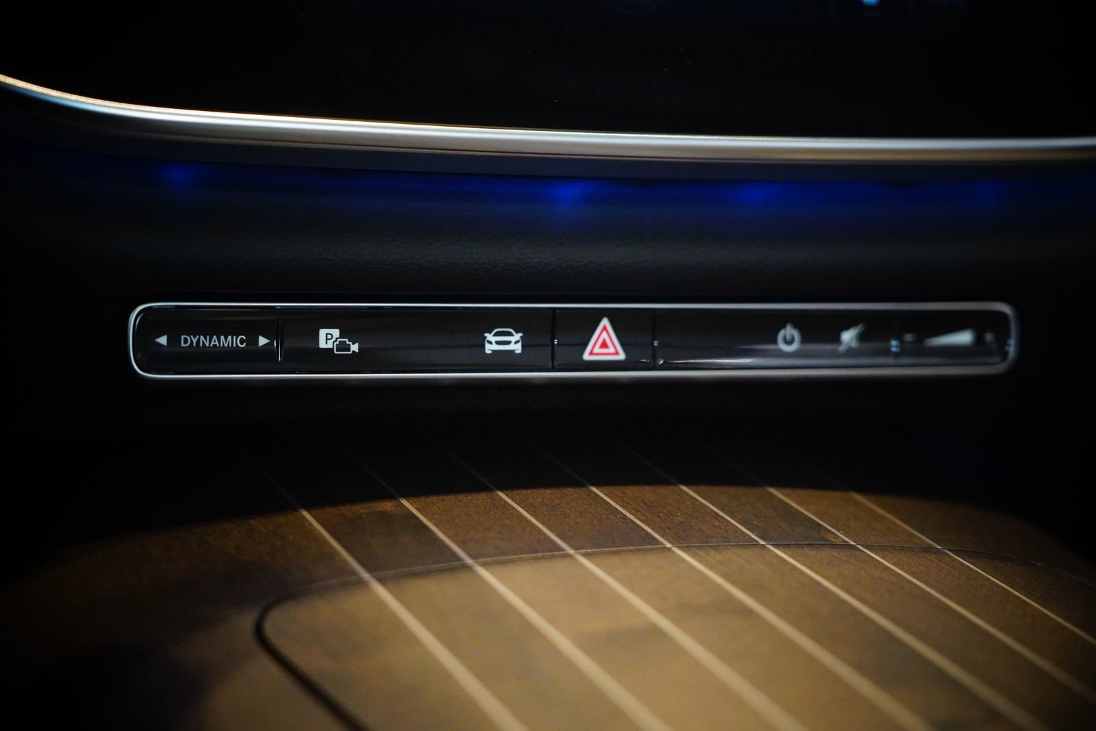 Used 2025 Mercedes-Benz E 350 4MATIC Sedan image 26