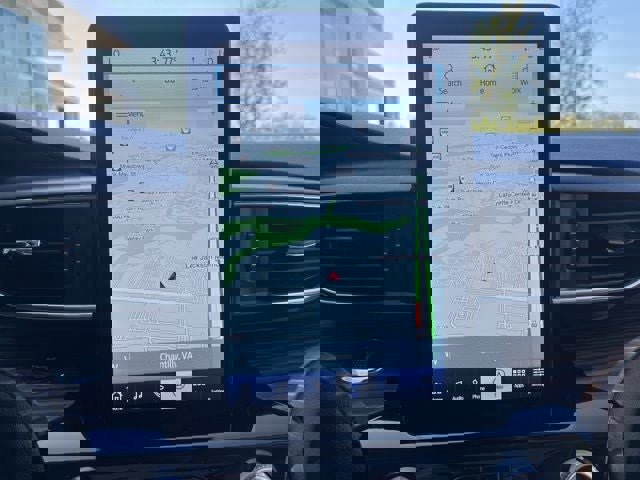 Certified 2023 Ford Explorer Limited w/ Limited Technology Package AWD/4WD image 32