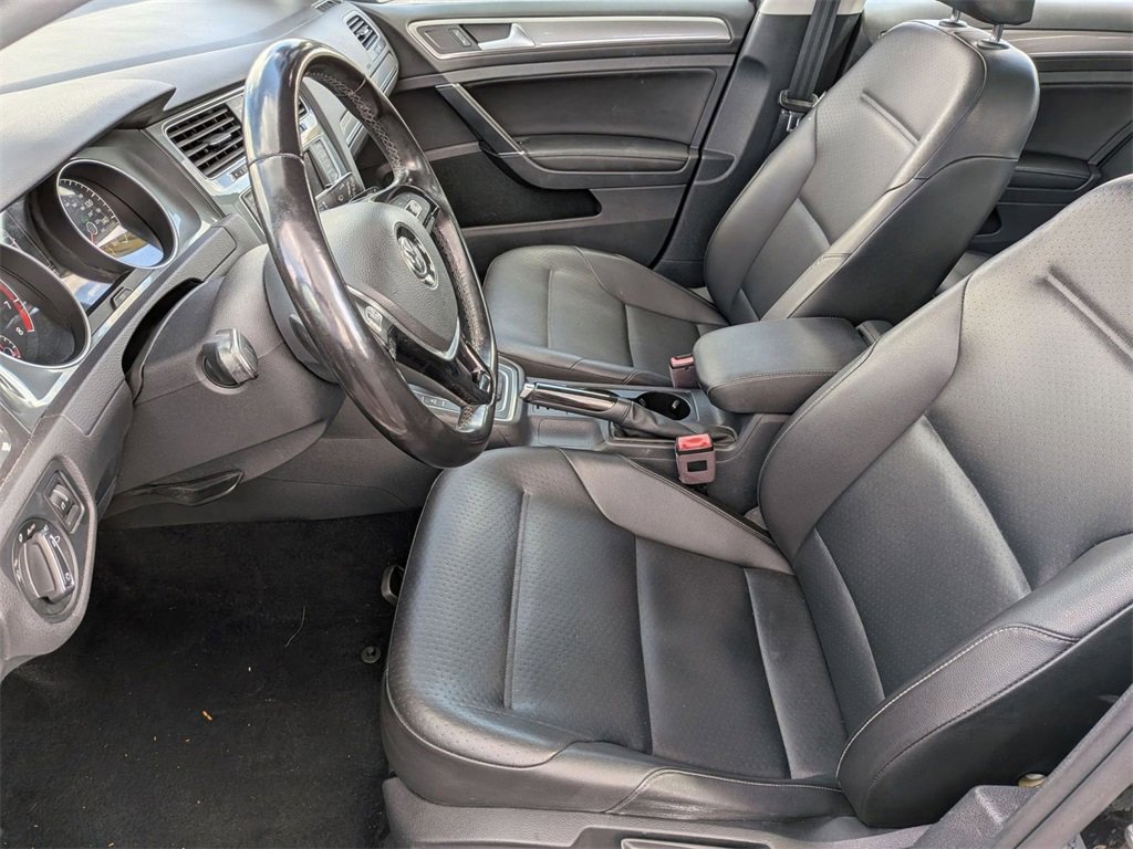 Used 2017 Volkswagen Golf Alltrack SE image 12