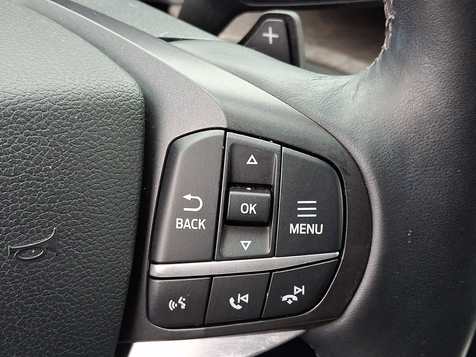 Used 2020 Ford Explorer Platinum w/ Premium Technology Package image 25