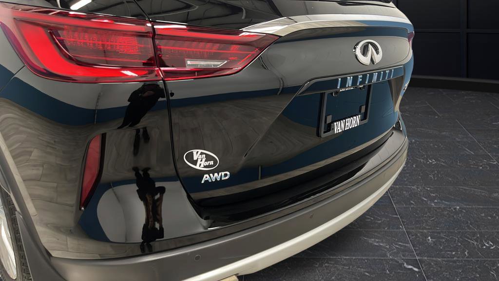 Used 2025 INFINITI QX50 Pure AWD/4WD image 32