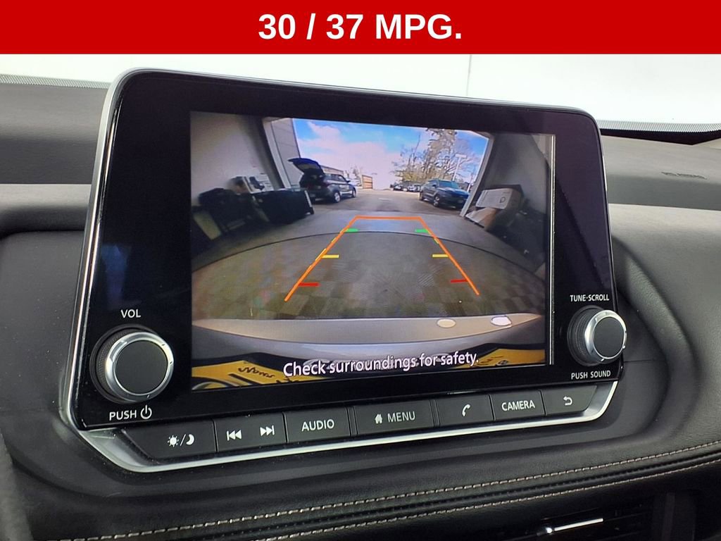 Used 2024 Nissan Rogue SV image 20