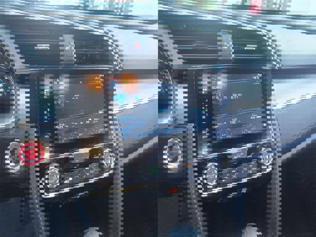 Used 2018 Honda Civic EX image 16