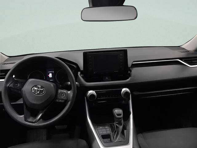 Used 2022 Toyota RAV4 LE AWD/4WD image 13