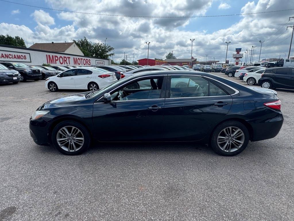 Used 2017 Toyota Camry SE FWD image 5
