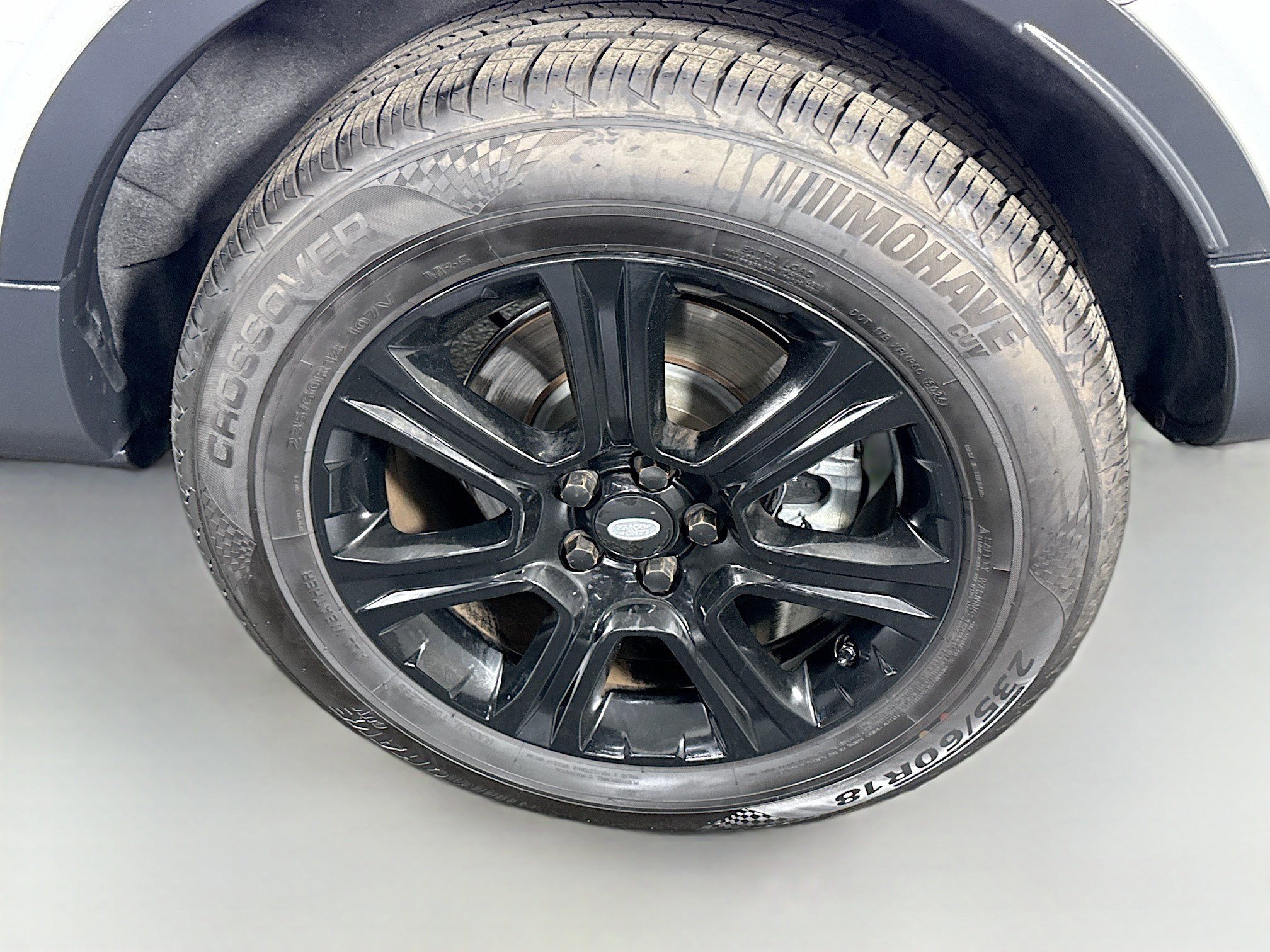 Used 2018 Land Rover Range Rover Evoque SE AWD/4WD image 37