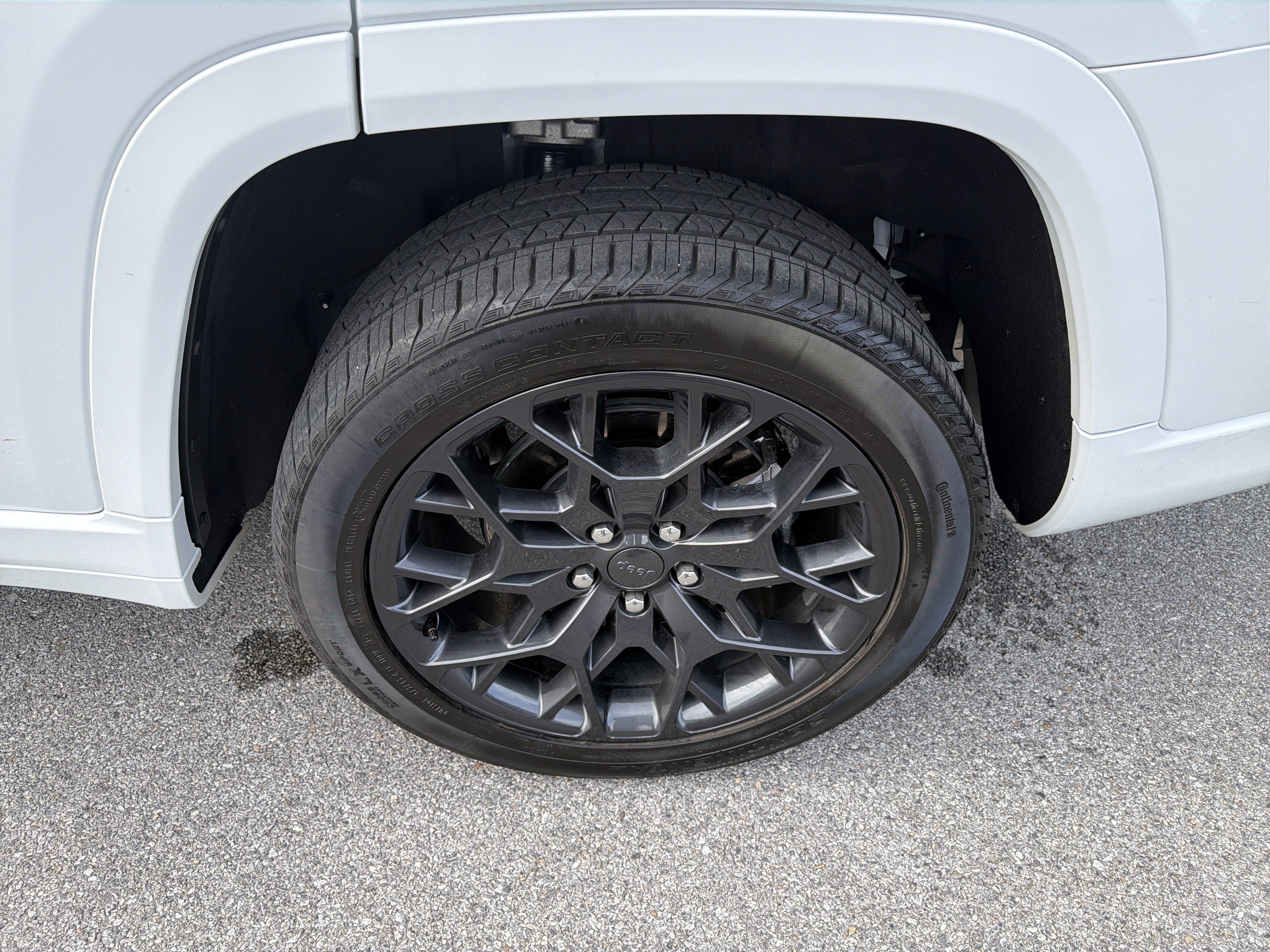 Used 2025 Jeep Grand Cherokee L Summit AWD/4WD image 23
