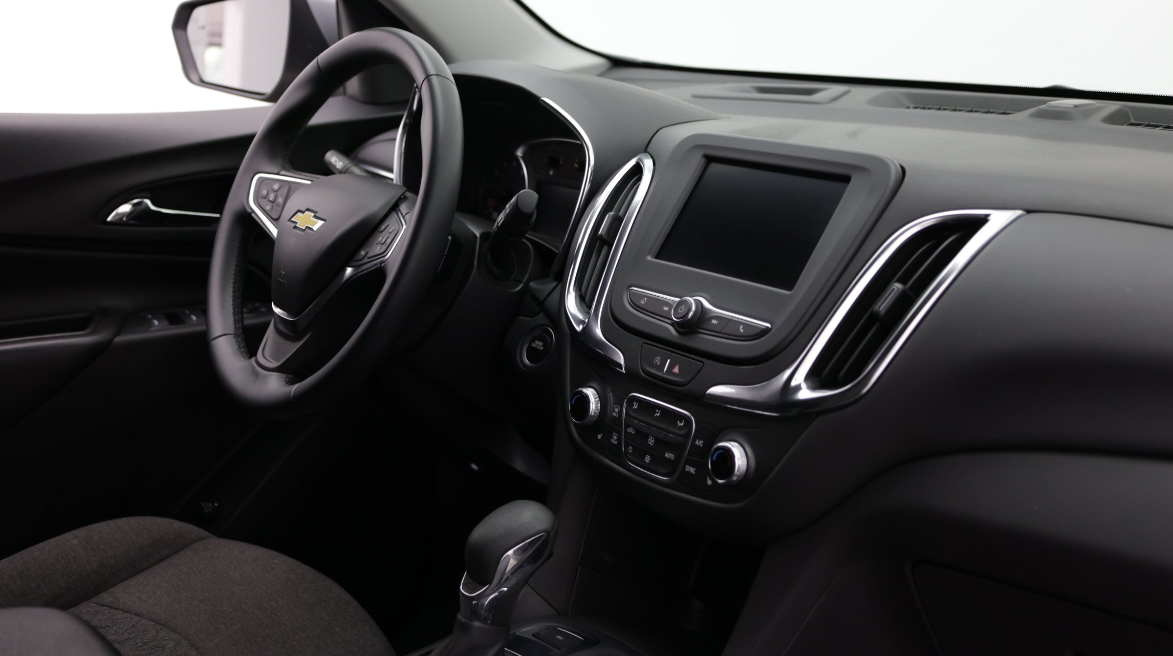 Used 2024 Chevrolet Equinox LT AWD/4WD image 39