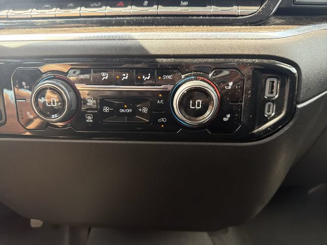 Used 2025 Chevrolet Silverado 1500 LT AWD/4WD image 30