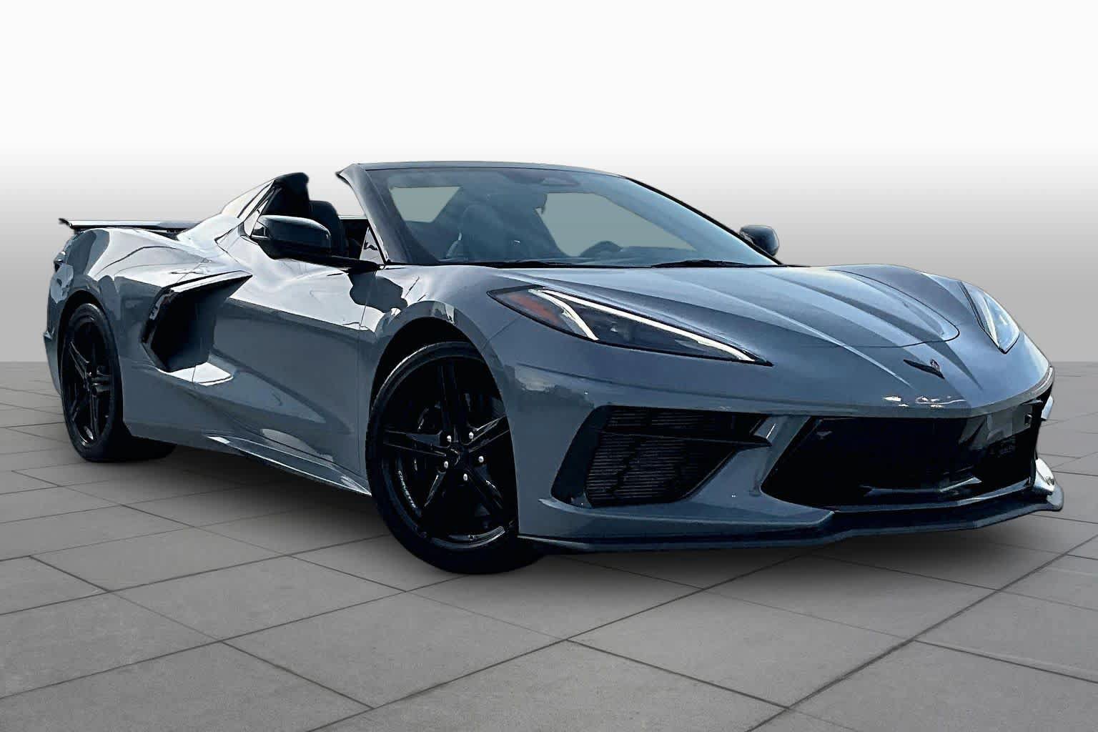 Used 2025 Chevrolet Corvette Stingray Preferred Conv w/ Z51 Performance Package RWD image 3