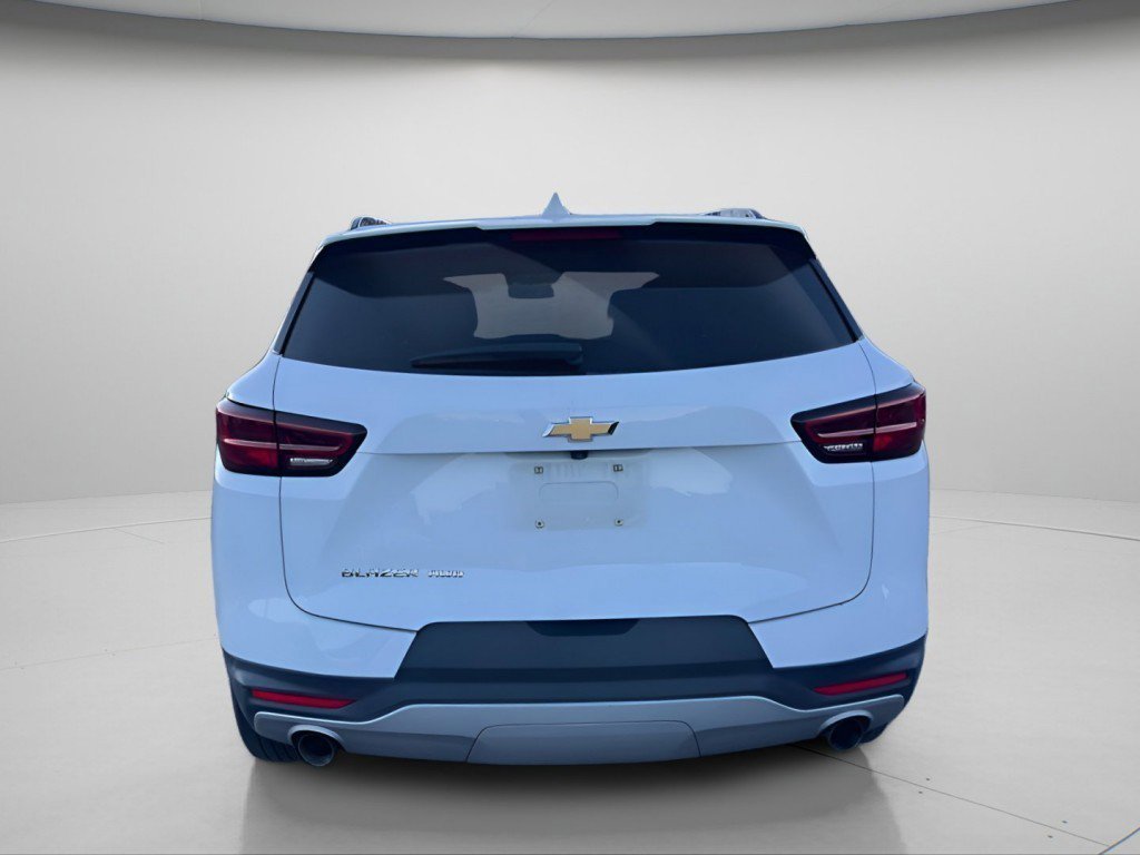 Used 2024 Chevrolet Blazer LT image 8