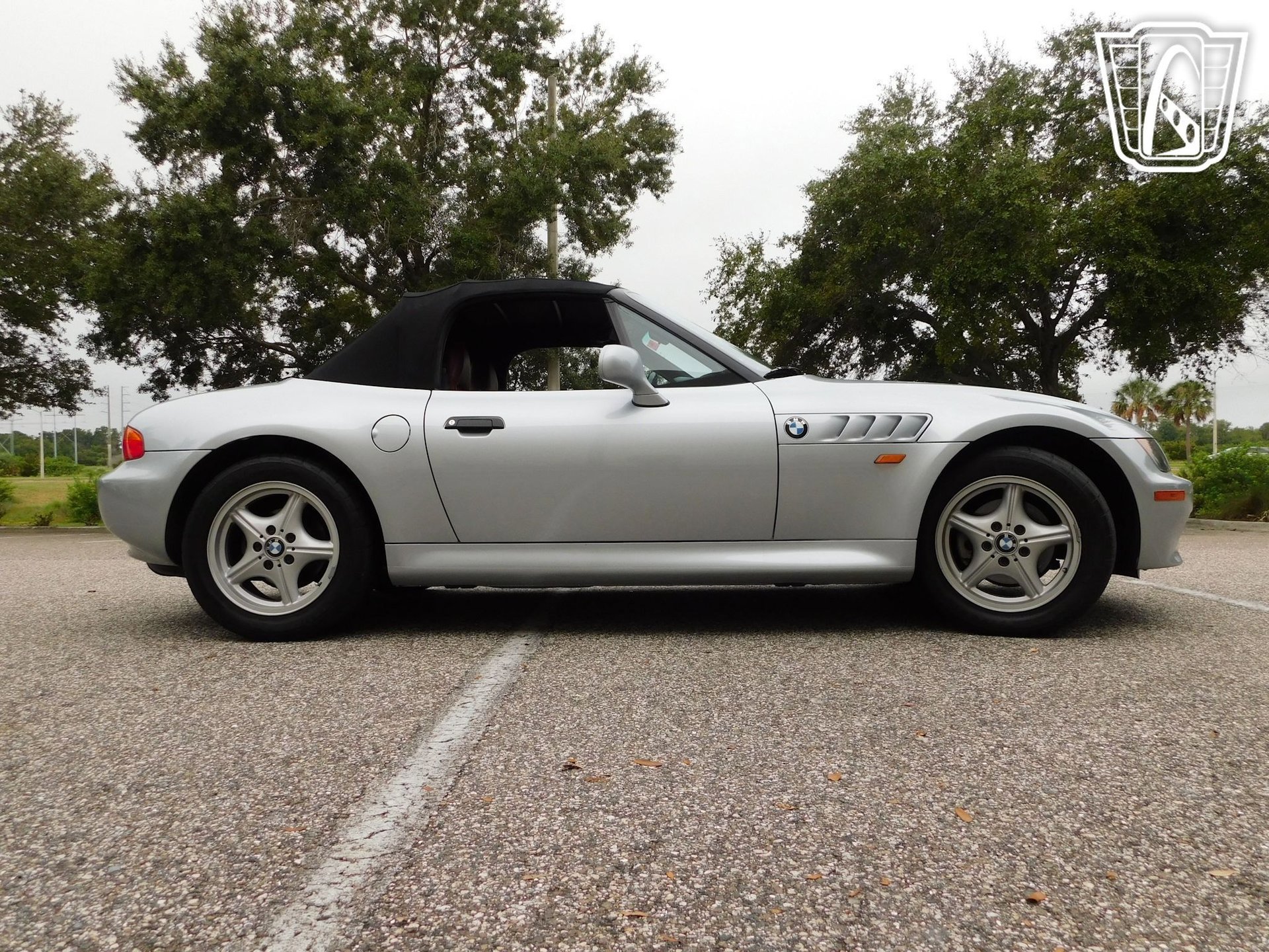 Used 1997 BMW Z3 1.9 RWD image 11