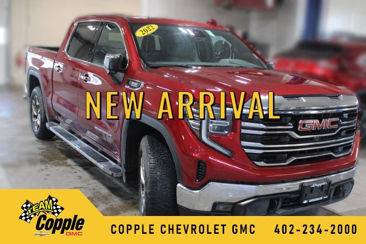 Used 2022 GMC Sierra 1500 SLT w/ SLT Premium Plus Package image 1
