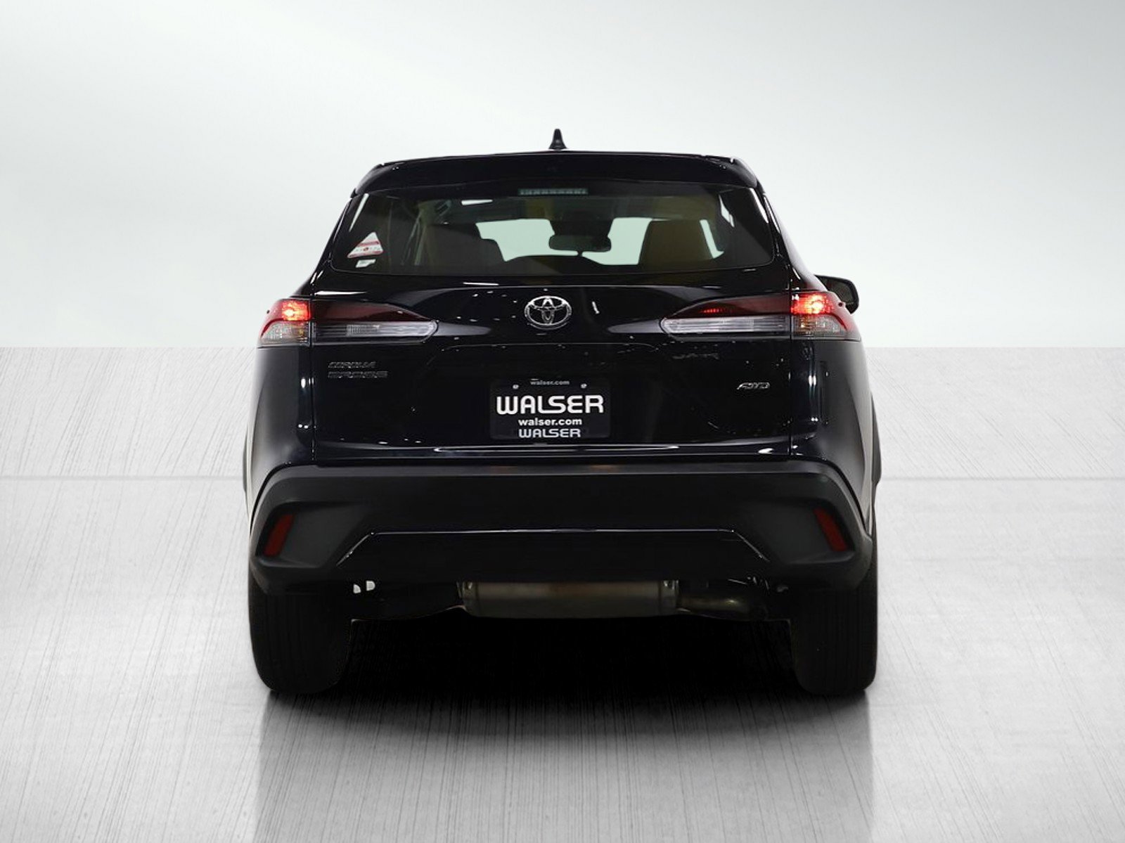 Used 2026 Toyota Corolla Cross L image 4