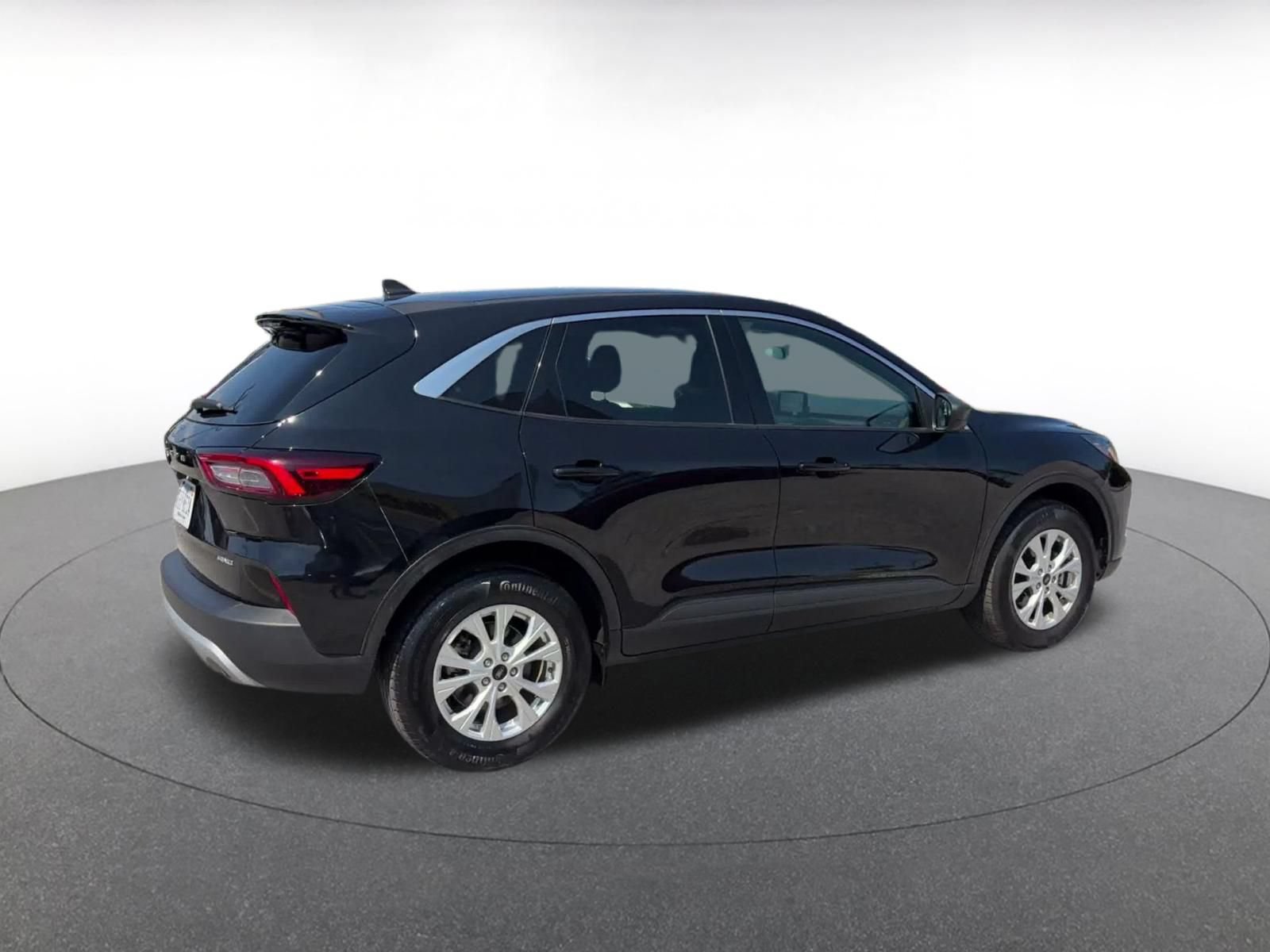 Used 2024 Ford Escape Active AWD/4WD image 12