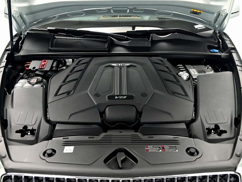 Certified 2025 Bentley Bentayga Extended Wheelbase image 38