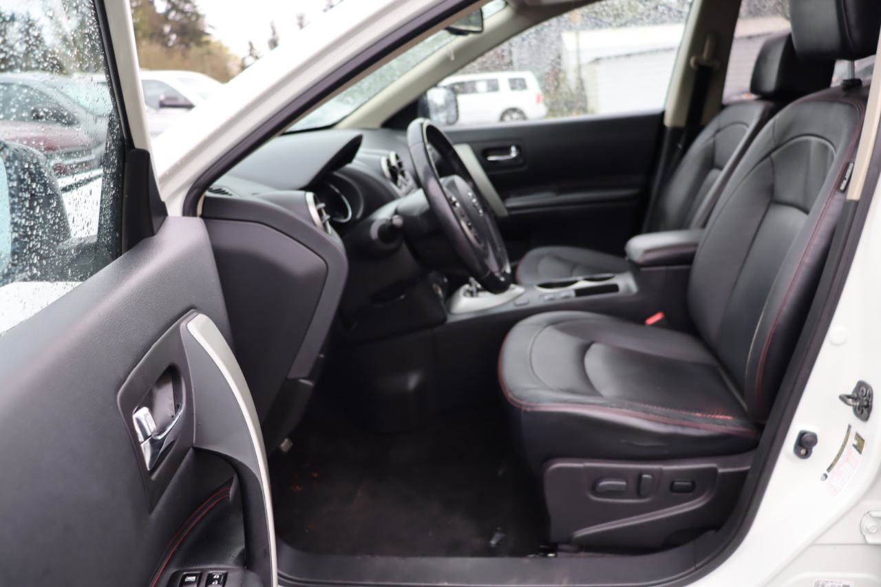 Used 2013 Nissan Rogue SL image 6