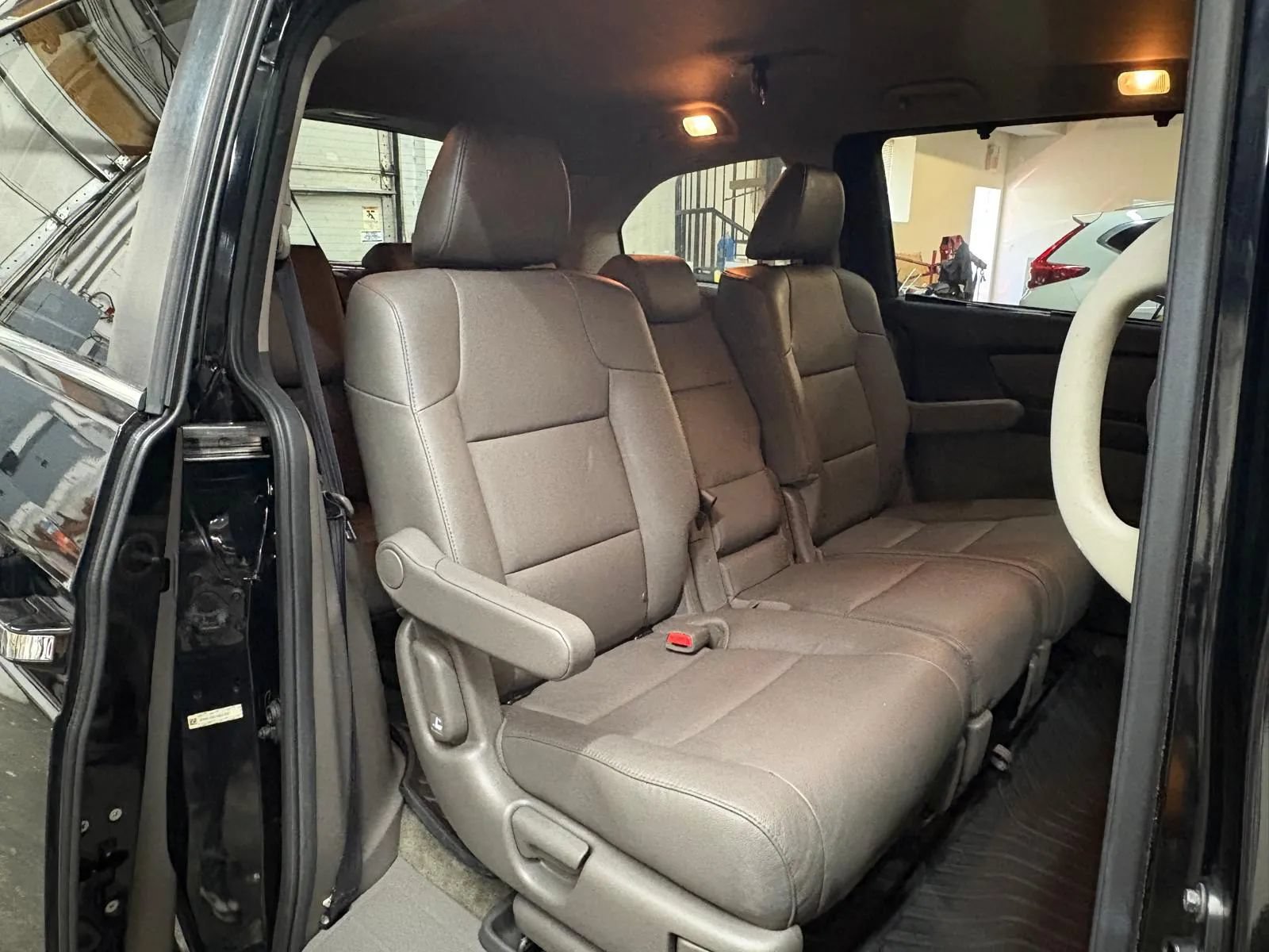 Used 2017 Honda Odyssey EX-L image 24