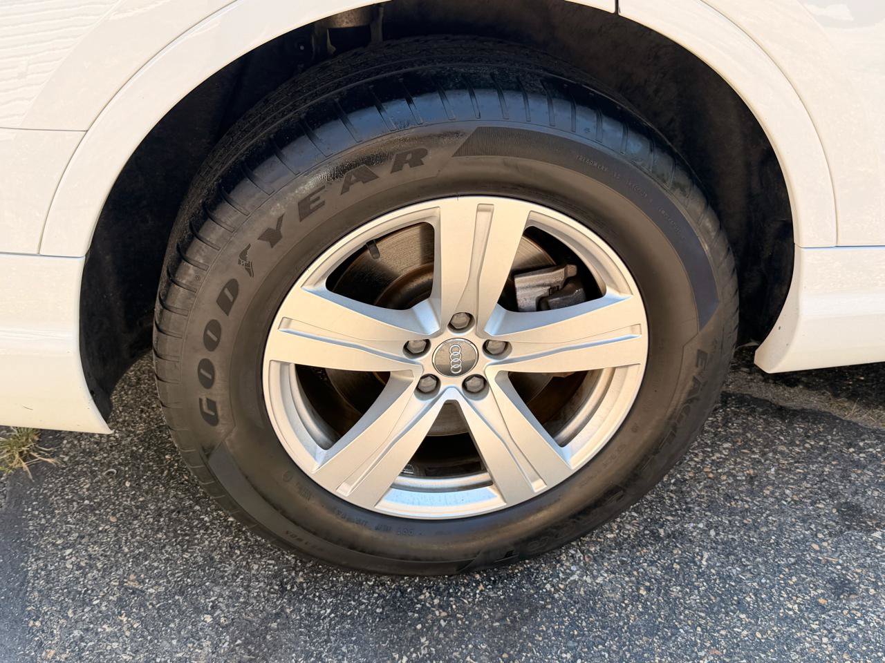 Used 2019 Audi Q7 2.0T Premium Plus w/ Premium Plus Package AWD/4WD image 28