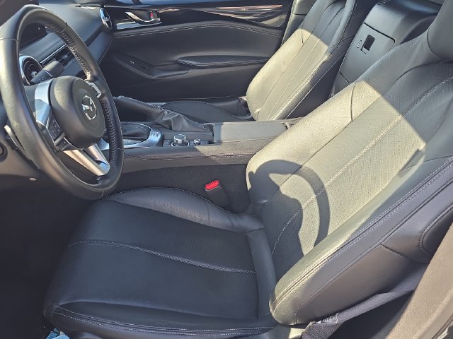 Used 2025 MAZDA MX-5 Miata RF Grand Touring RWD image 13