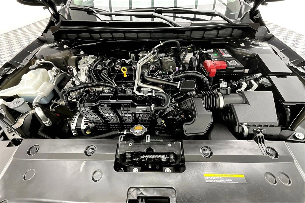 Used 2024 Nissan Altima 2.5 S image 10
