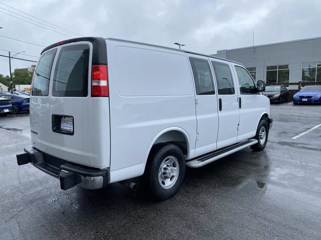 Used 2025 Chevrolet Express 2500 w/ Driver Convenience Package RWD image 9