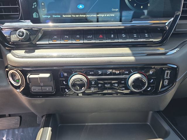 Used 2022 Chevrolet Silverado 1500 ZR2 w/ Technology Package AWD/4WD image 22