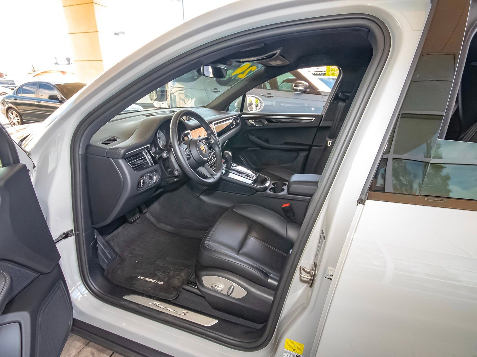 Used 2024 Porsche Macan S image 37