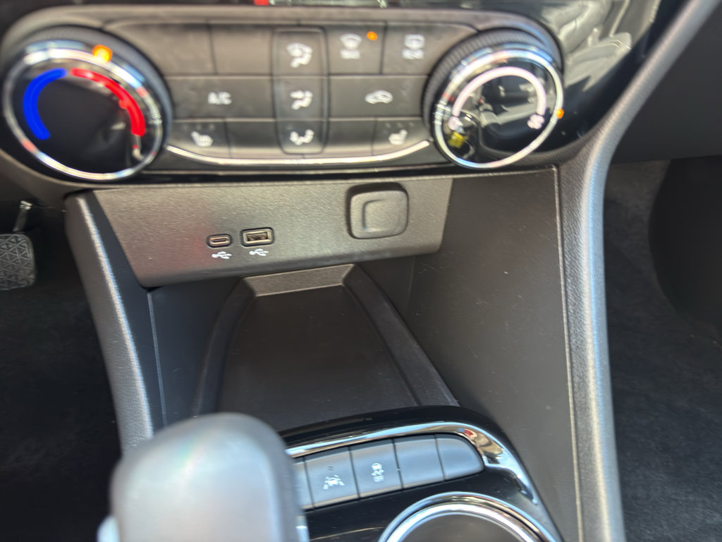 Used 2024 Buick Encore GX Sport Touring w/ Experience Buick Package AWD/4WD image 21