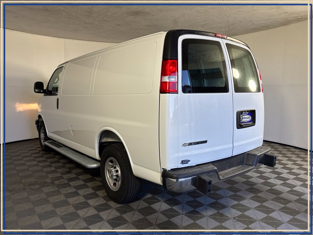 Used 2025 Chevrolet Express 2500 w/ Driver Convenience Package RWD image 10