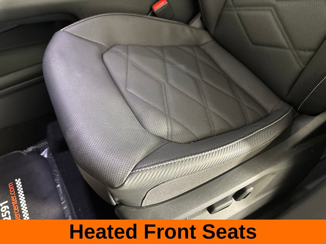 Used 2024 Volkswagen Atlas Cross Sport SE w/ Panoramic Sunroof Package FWD image 15