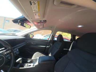 Used 2025 Hyundai Tucson SE FWD image 17