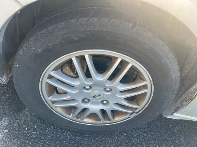 Used 2011 Ford Focus SE w/ 201A Rapid Spec Order Code image 10