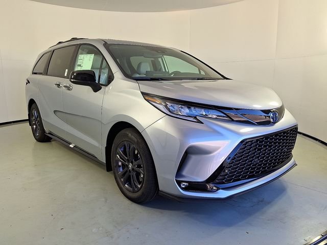 New 2025 Toyota Sienna XSE w/ XSE Plus Package