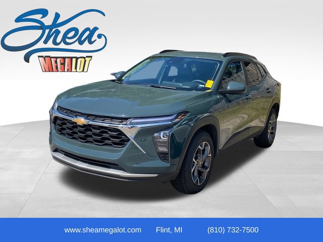 Used 2025 Chevrolet Trax LT FWD image 1