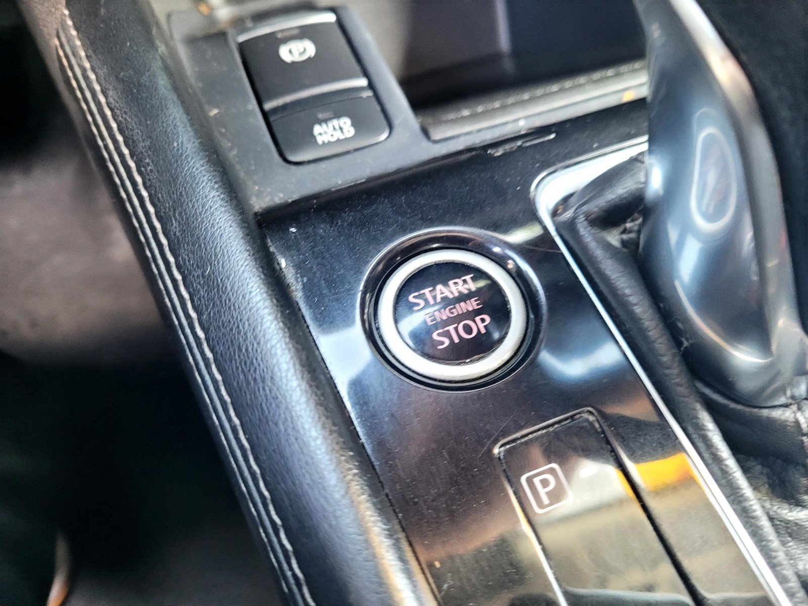 Certified 2021 Nissan Kicks SR FWD image 19