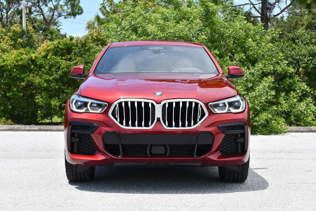 Used 2022 BMW X6 xDrive40i w/ Executive Package AWD/4WD image 9