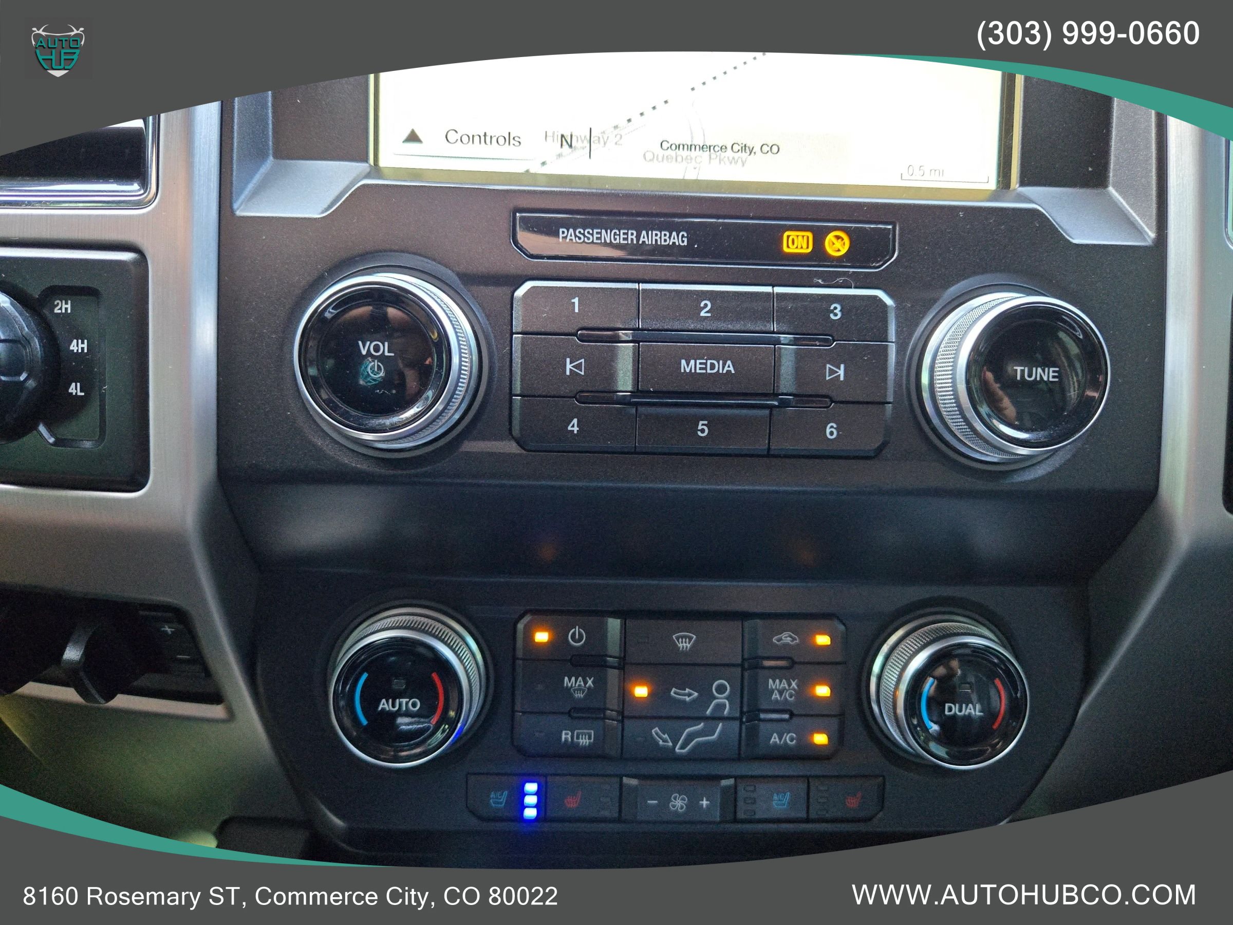 Used 2019 Ford F350 Platinum w/ Platinum Ultimate Package AWD/4WD image 18